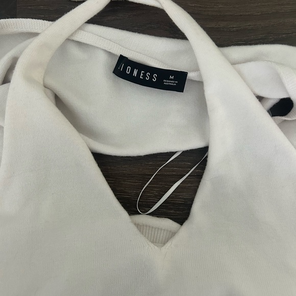 Lioness 2 Piece Top - Picture 3 of 3